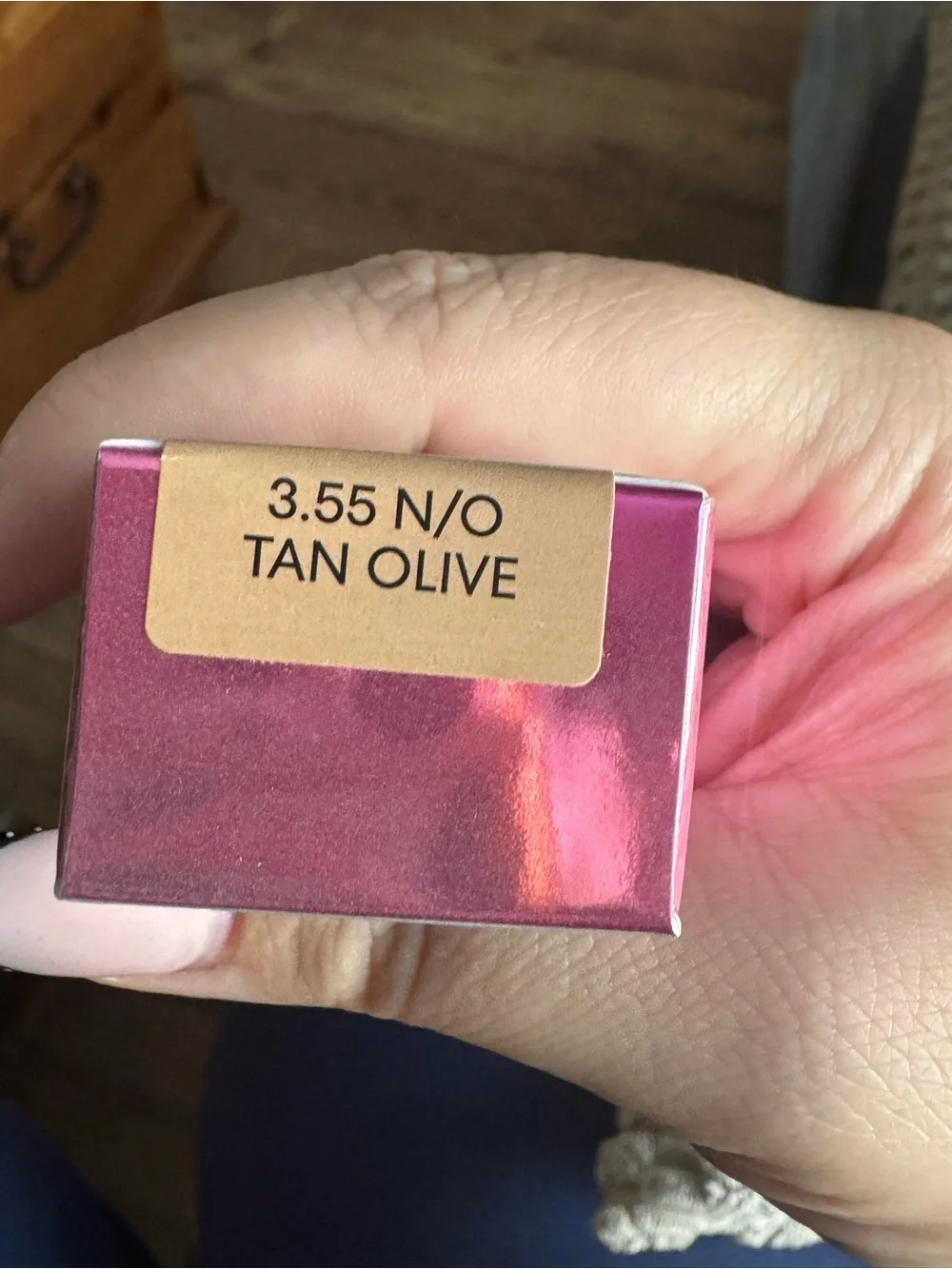 Beauty blenders foundation in tan olive